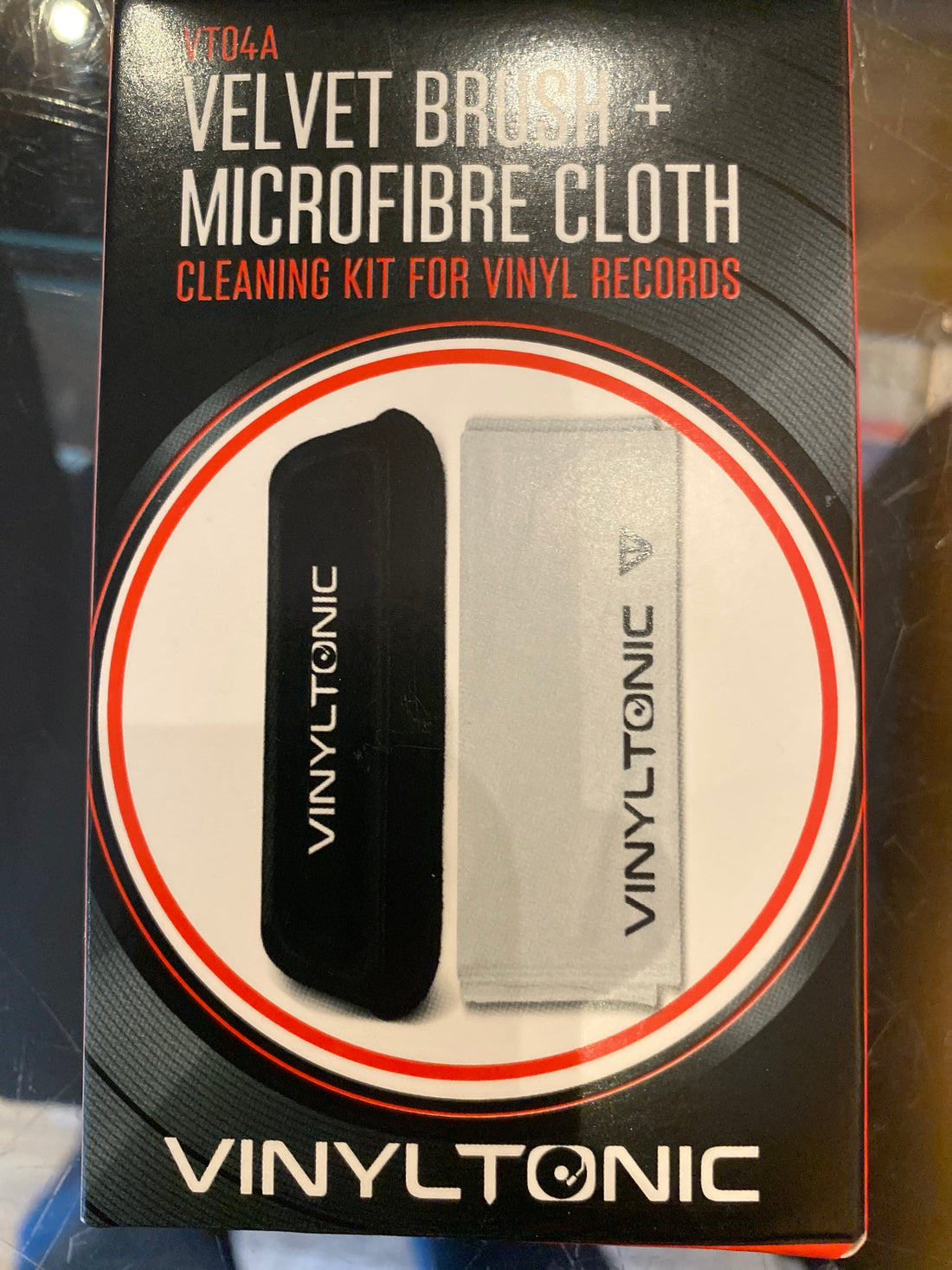 Vinyltonic - velvet brush + microfibre cloth