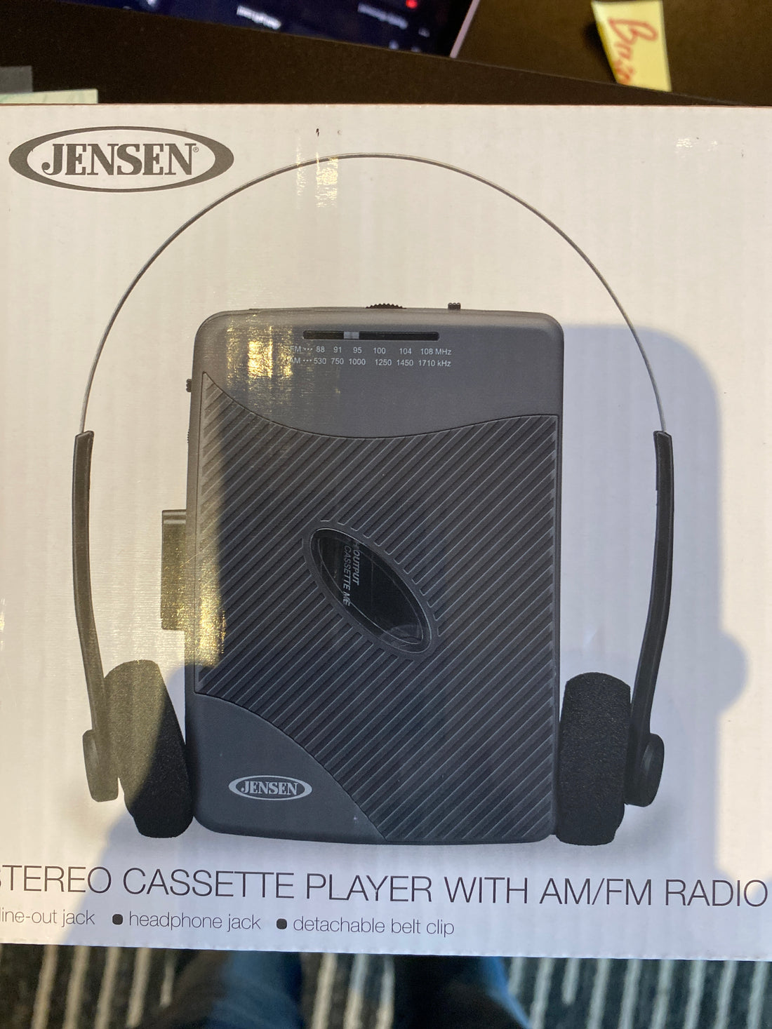 Jensen cassette am/fm radio player headphones